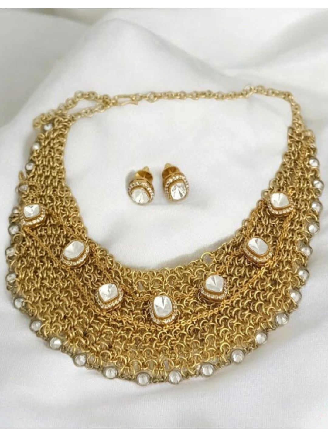 ethnic glamour, designer look, handcrafted jewellery, kundan design, luxury traditional, occasion wear, fashion choker