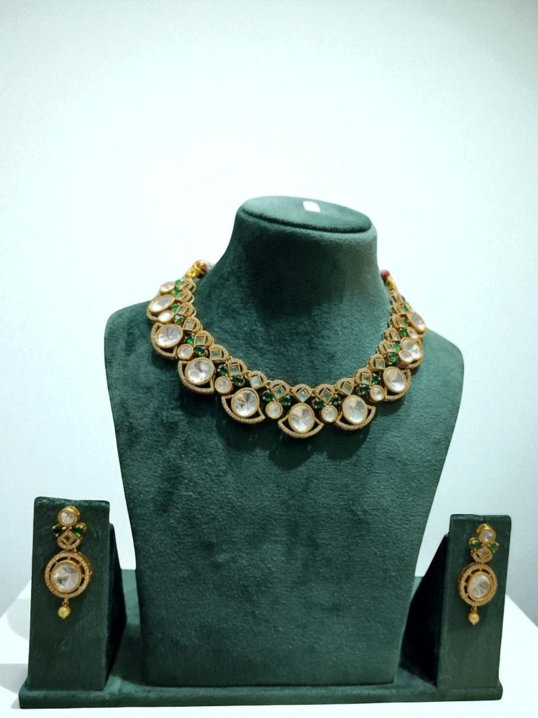 palace inspired jewellery, traditional jewellery, statement jewellery, luxury jewellery, bridal jewellery, ethnic designer jewellery, handcrafted set, festive jewellery, wedding adornment, ornate jewellery