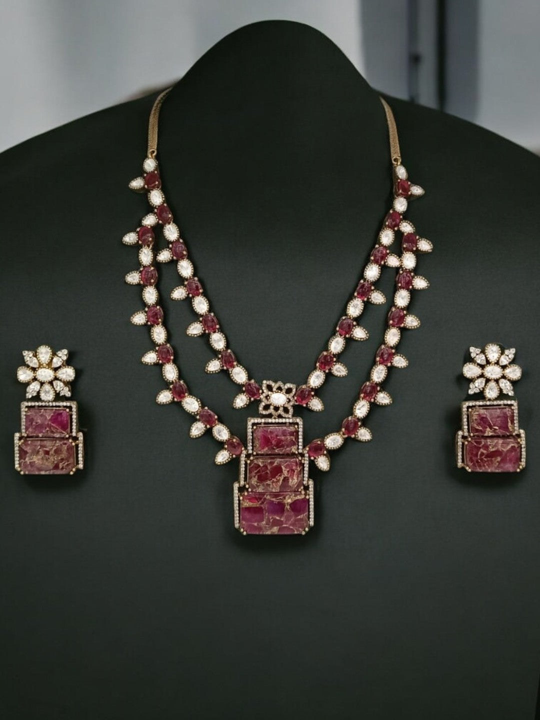 bridal jewellery, kundan necklace, wedding necklace set, amethyst jewellery, designer jewellery, Indian ethnic jewellery, traditional necklace set, festive jewellery, luxury fashion jewellery, statement necklace