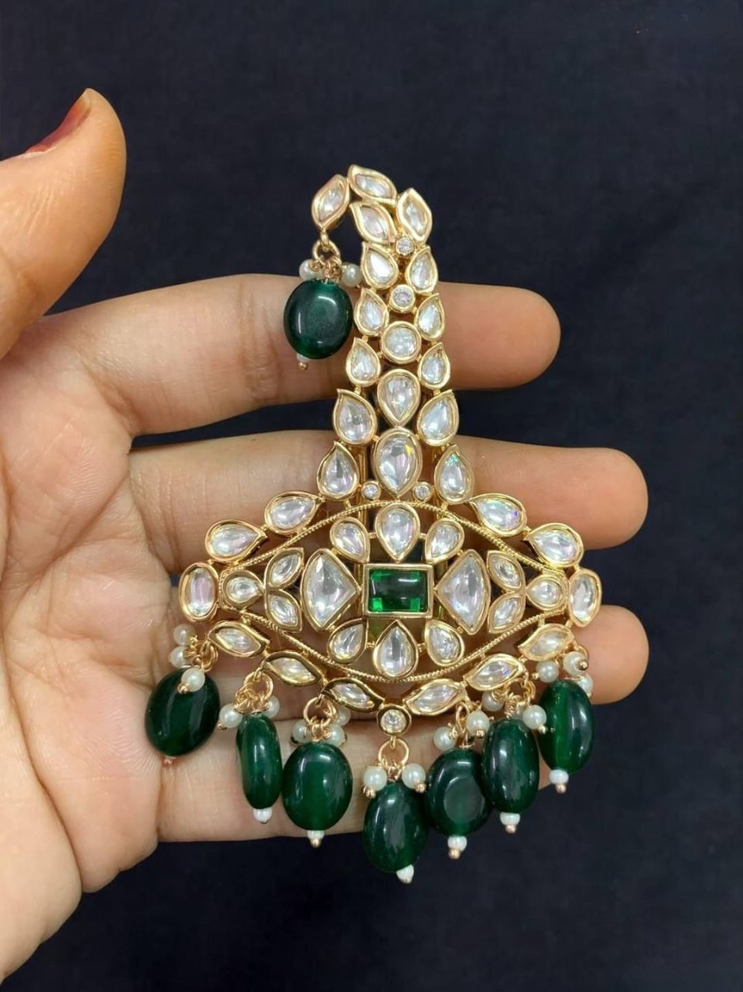 ROYAL EMERALD LEAF MOISSANITE KILANGI