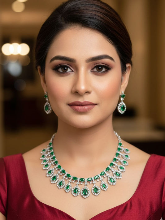 YAVIRA EMERALD AD NECKLACE SET
