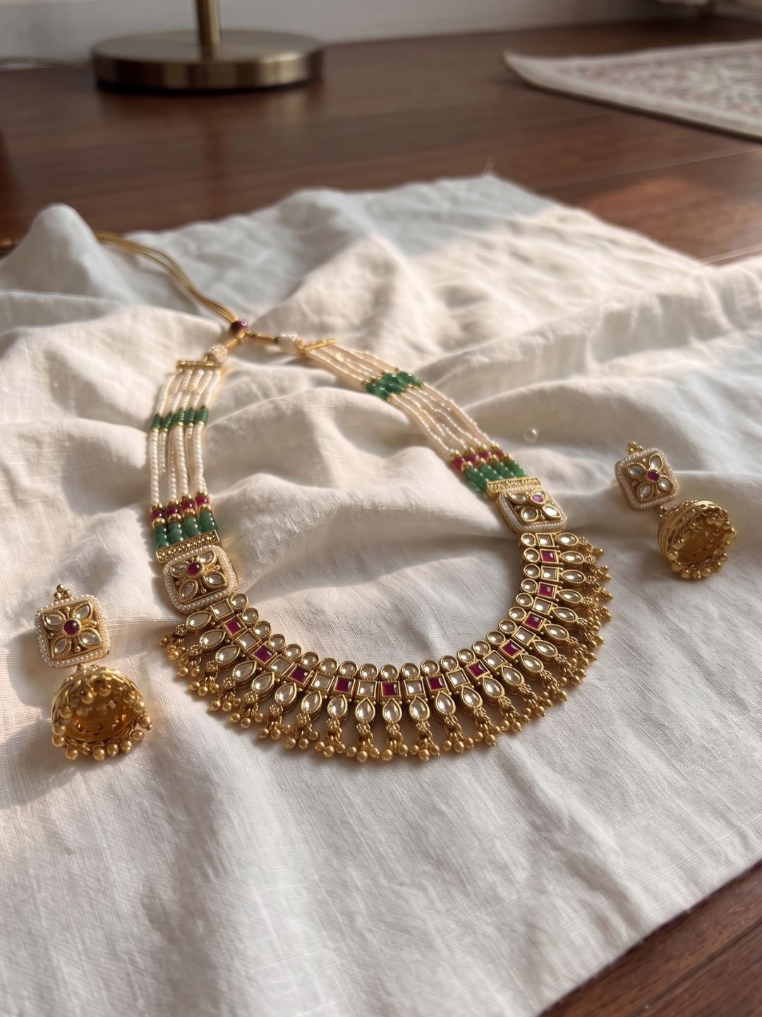 AARIKA JADAU KUNDAN NECKLACE SET