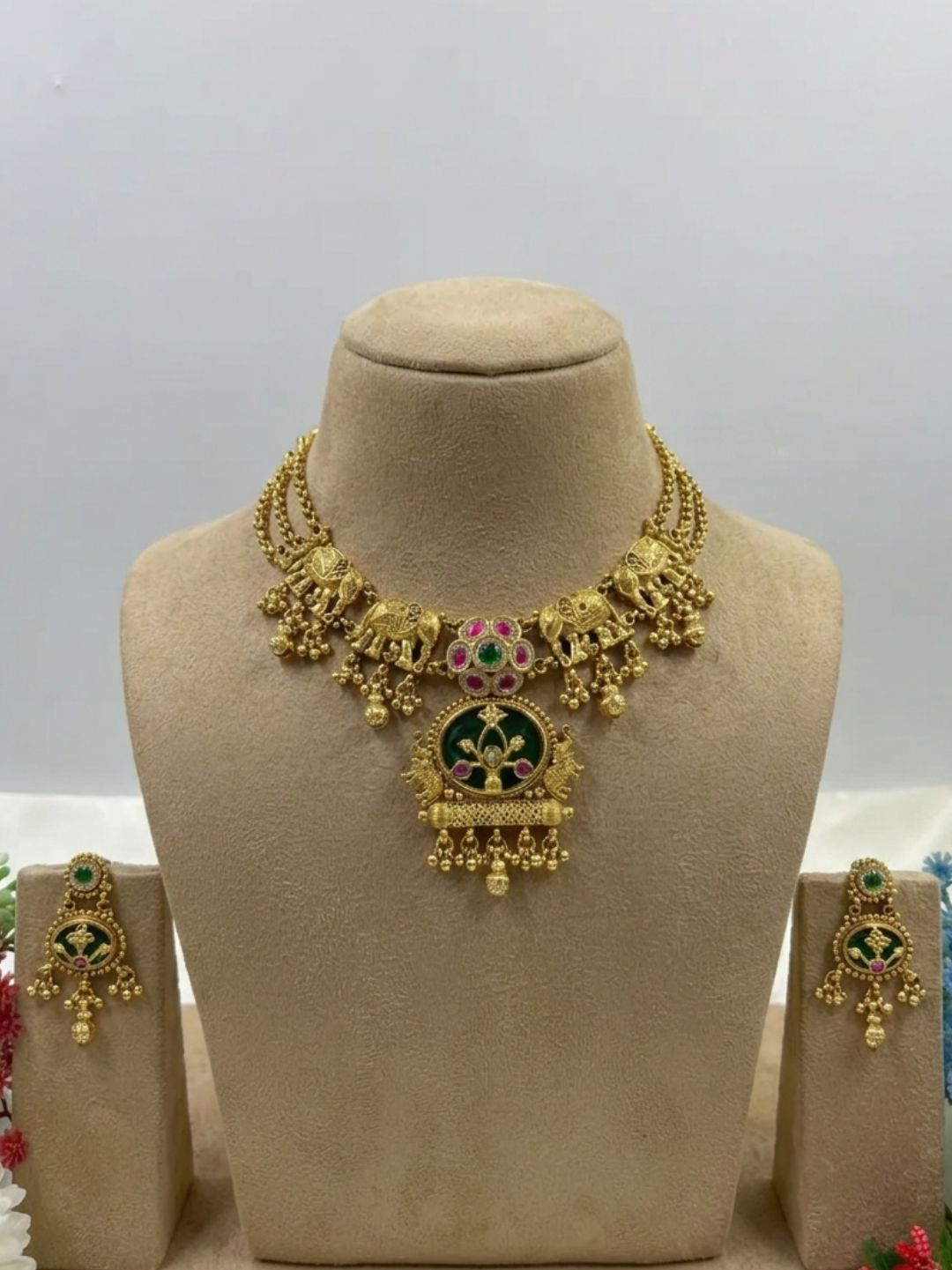 YASHASVINI RAJWADI ELEPHANT NECKLACE SET