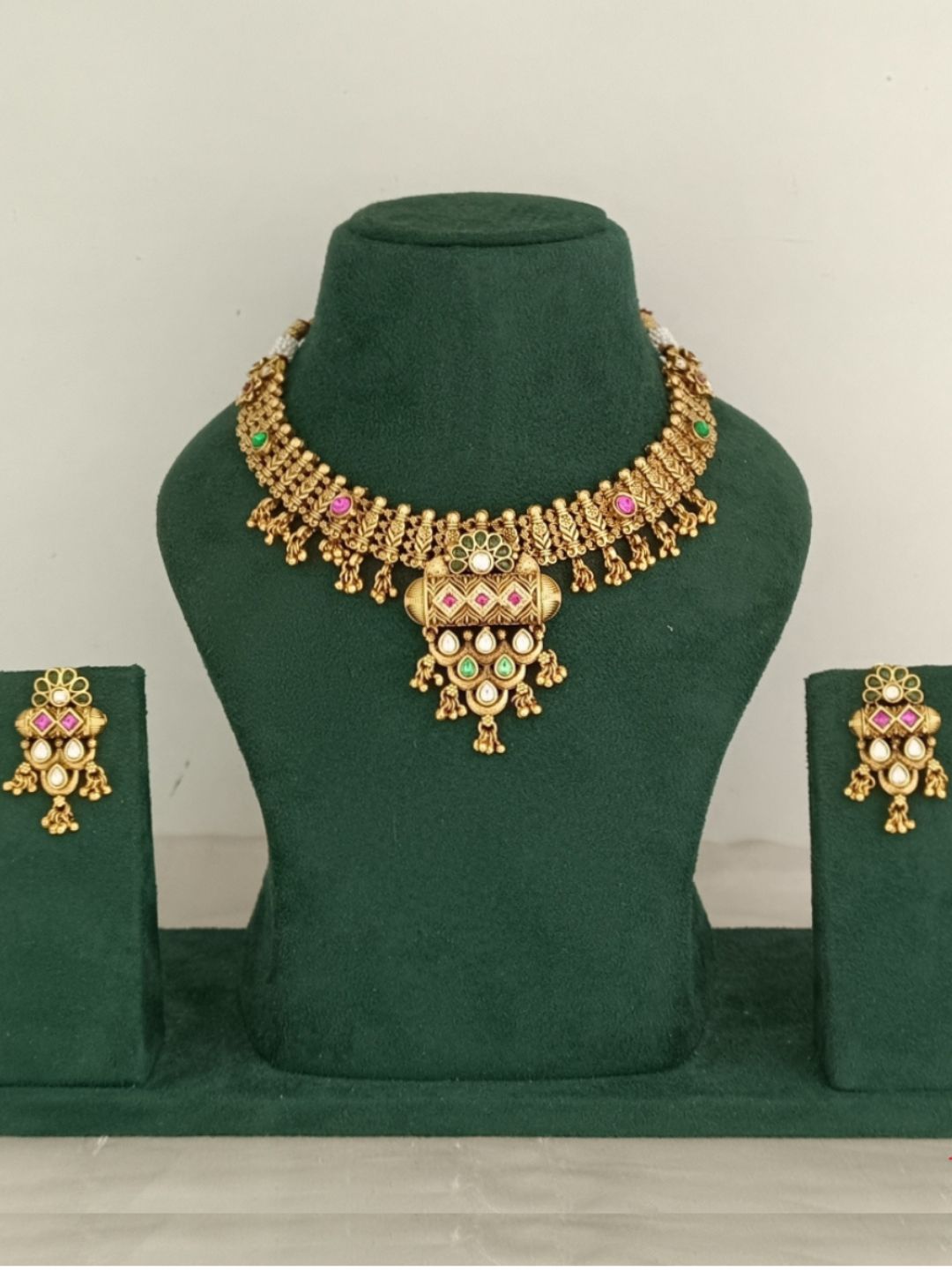 NAYIRA HERITAGE CHOKER JEWELLERY SET