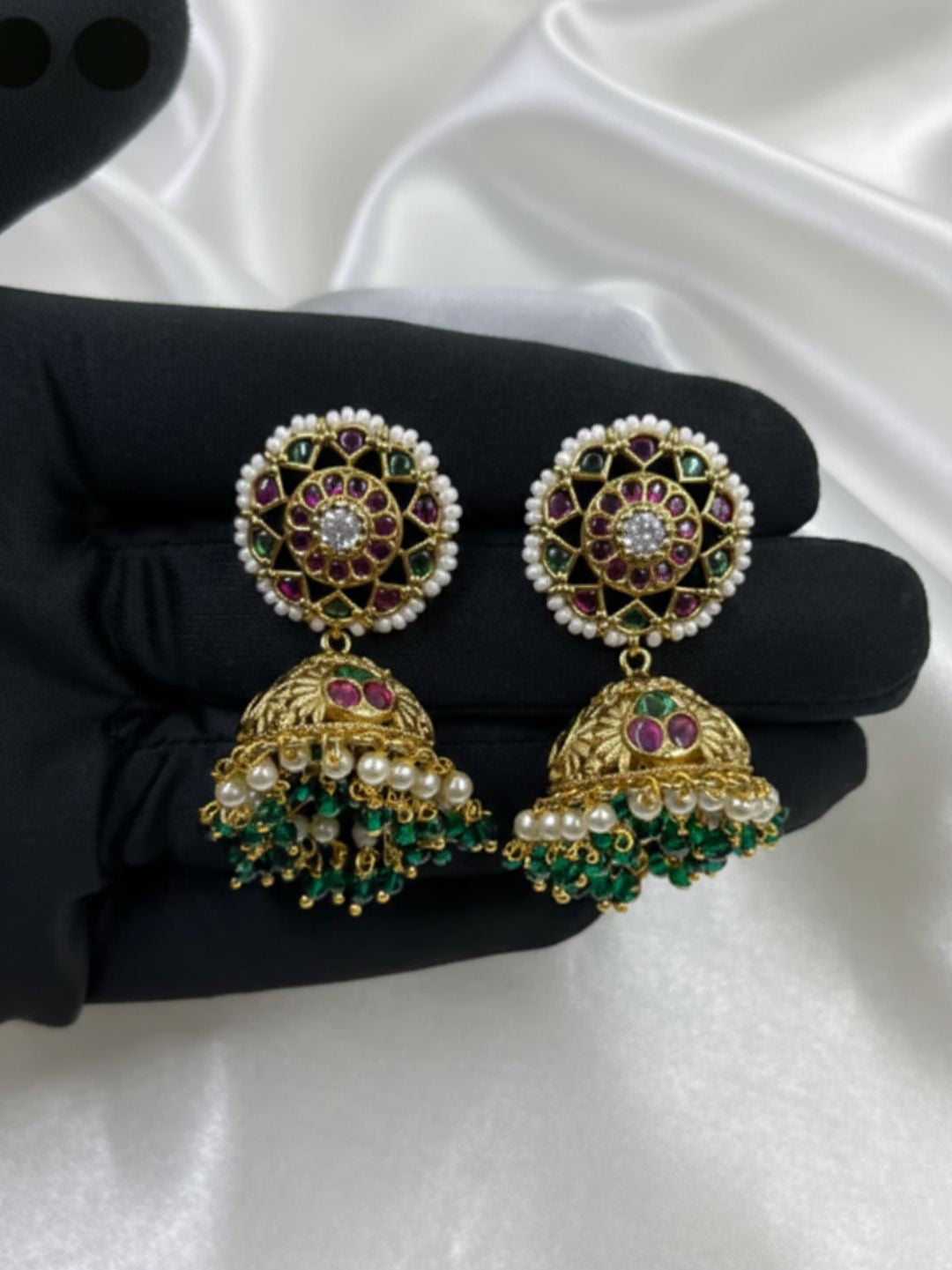 KASHVI VICTORIAN PEARL JHUMKA EARRINGS