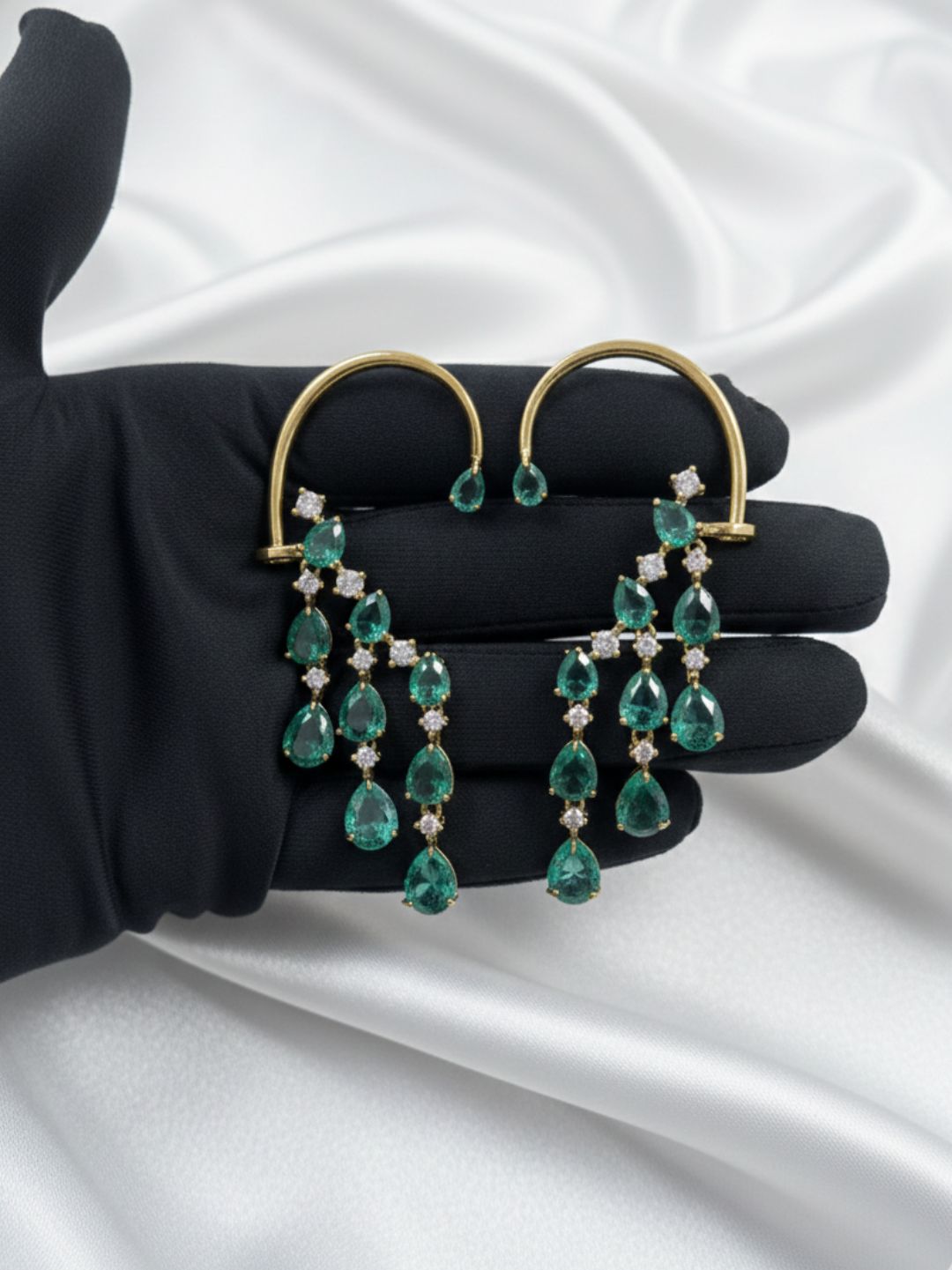 SERA DIAMOND DROP EAR CUFFS