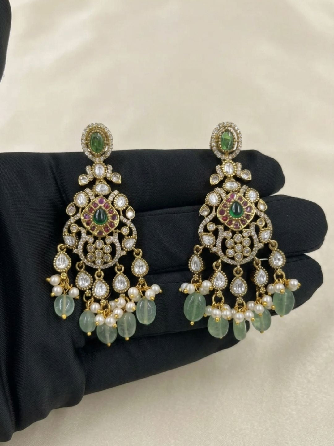 AARUSHI VICTORIAN GREEN LAYERED NECKLACE SET