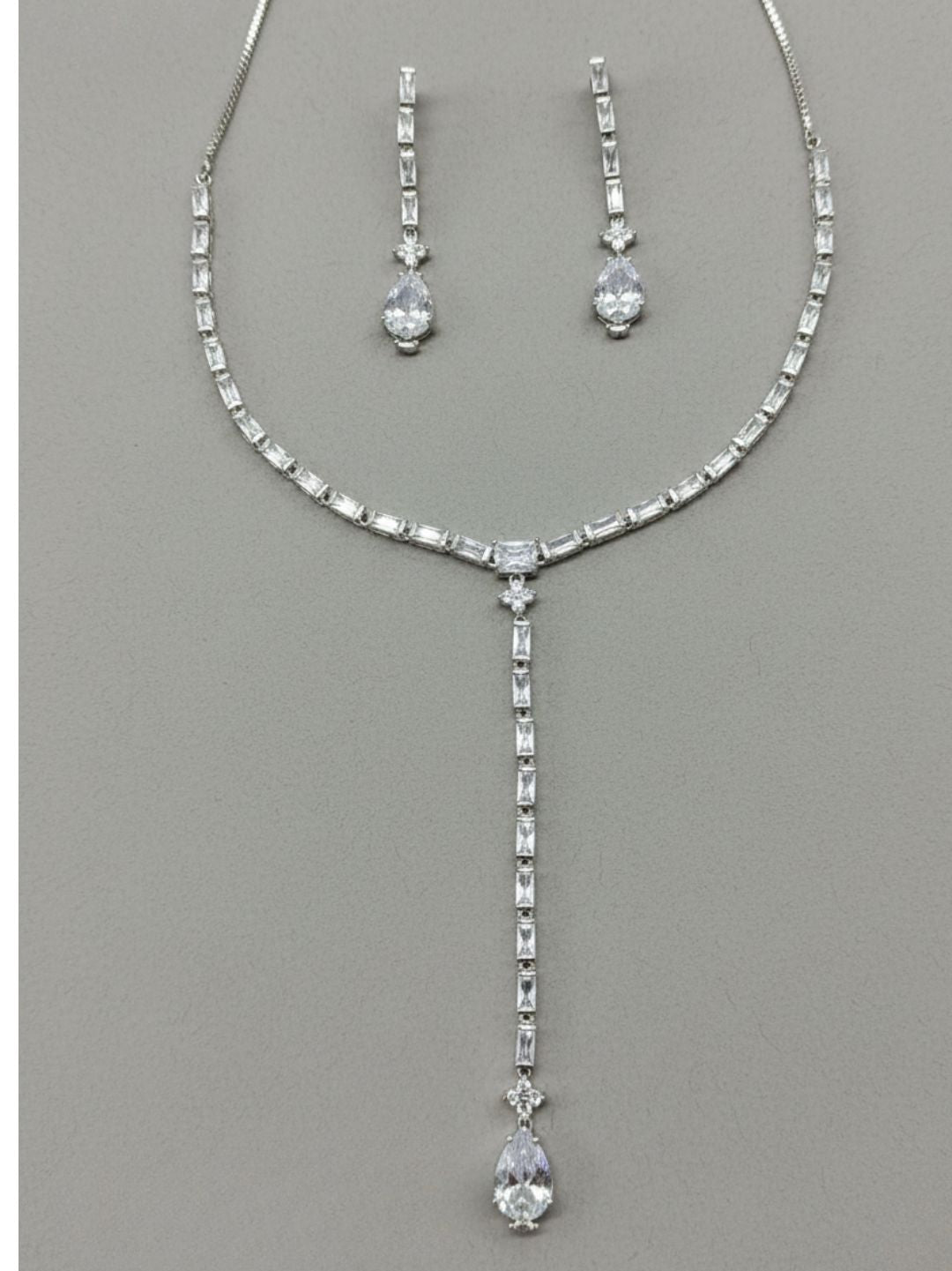 RUHI AMERICAN DIAMOND NECKLACE SET