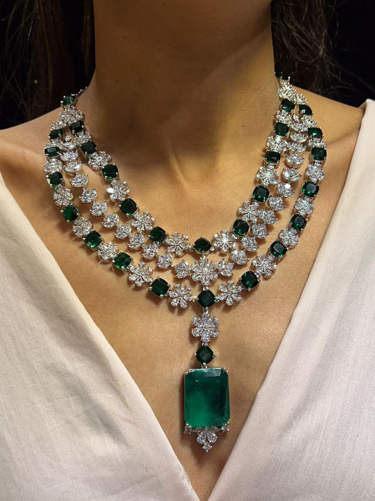 kundan necklace set, enamel jewellery, pearl necklace set, maroon gold necklace, bridal jewellery, festive jewellery, traditional necklace, green stone jewellery, statement necklace set, royal indian jewellery