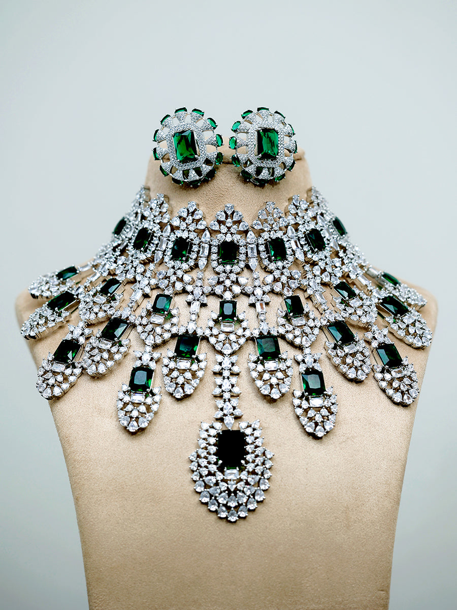 KIARA INSPIRED EMERALD BRIDAL NECKLACE