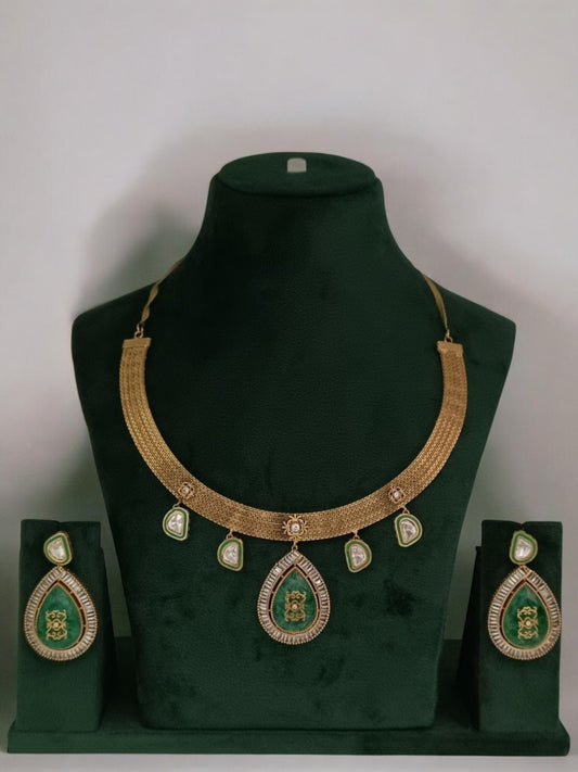 emerald kundan set, green teardrop necklace, bridal gold choker, royal festive jewellery, meenakari necklace set, ethnic kundan design, traditional necklace, House of Pranvi signature, statement bridal jewellery, regal Indian jewellery