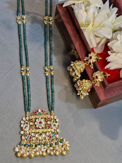 kundan, templejewellery, bridalset, emeraldbeads, traditionaljewellery, pearlnecklace, heritagecollection, festivejewellery, handcraftedjewellery, houseofpranvi