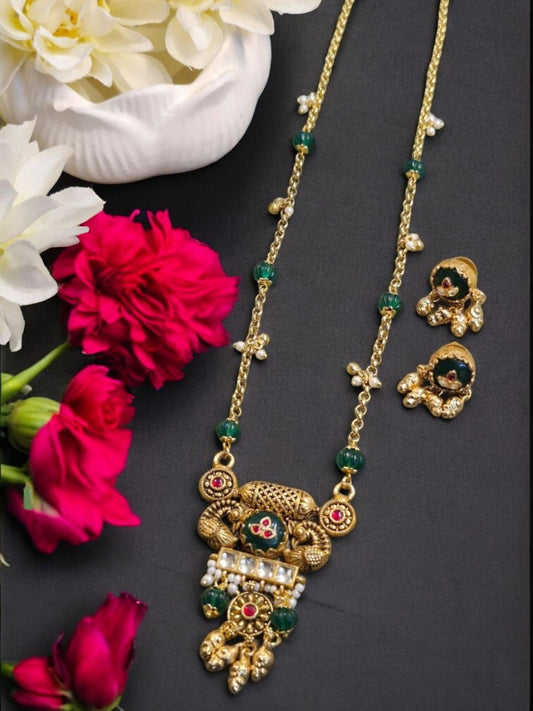 #TempleJewellery #TraditionalNecklace #HouseOfPranvi #SouthIndianJewels #GoldToneJewellery #MeenakariDetails #EthnicStatementSet #HandcraftedJewellery #FestiveLook #BridalNecklaceSet #IndianWeddingStyle #KempJewelleryLook
