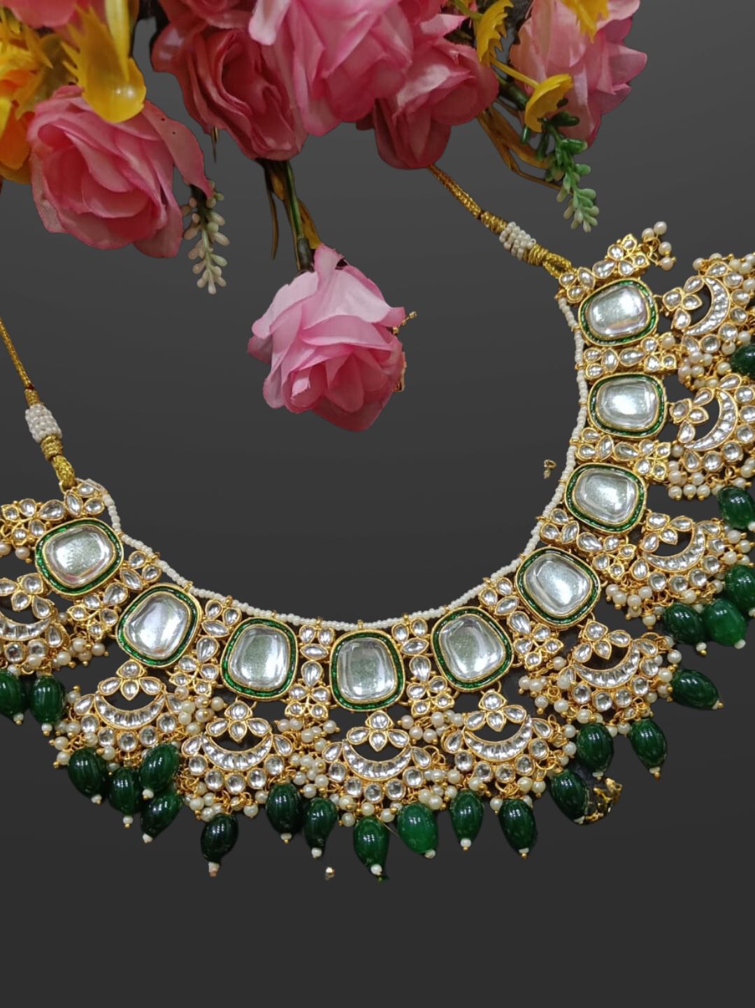 EMERALD KUNDAN SET