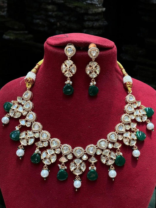 EMERALD GRANDEUR POLKI NECKLACE SET