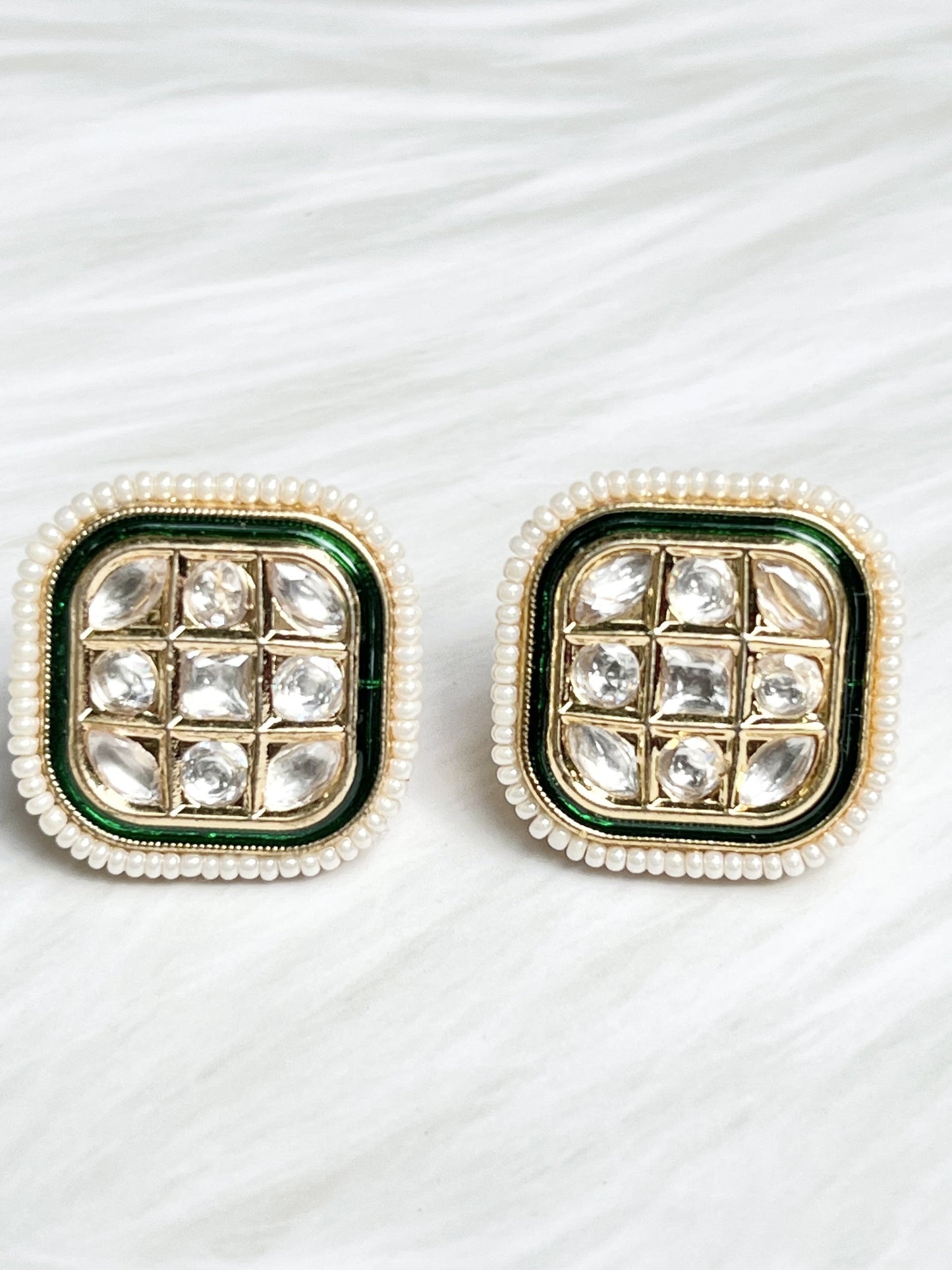 DHUN WHITE KUNDAN STUDS