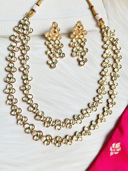 SWAPNESHWARI GOLD KUNDAN JEWELLERY SET