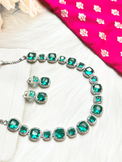 MILA EMERALD ZIRCONIA SET