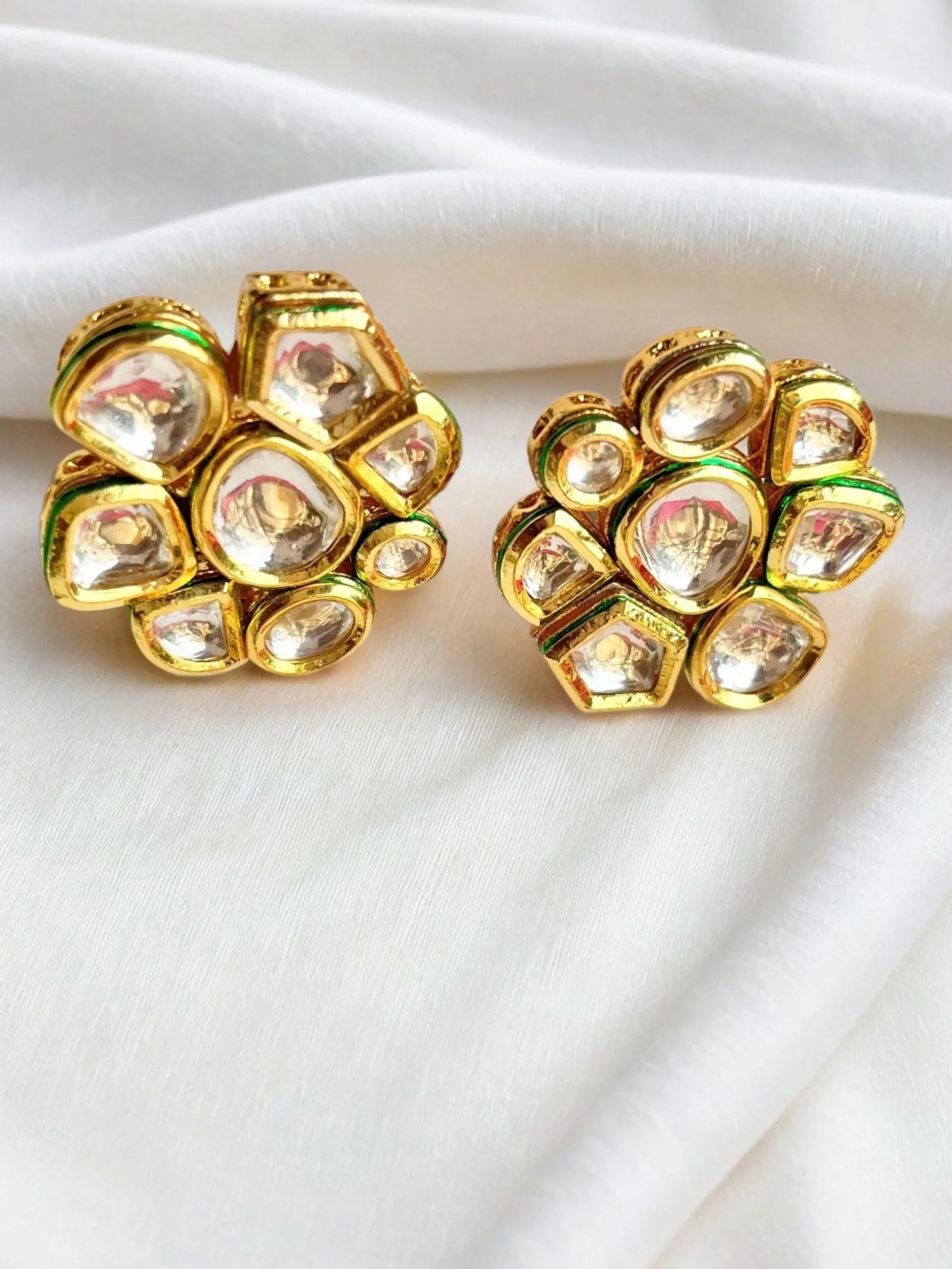 RAJESHWARI GOLD KUNDAN JEWELLERY SET
