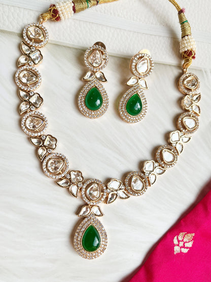 DAMINI EMERALD JEWELLERY SET