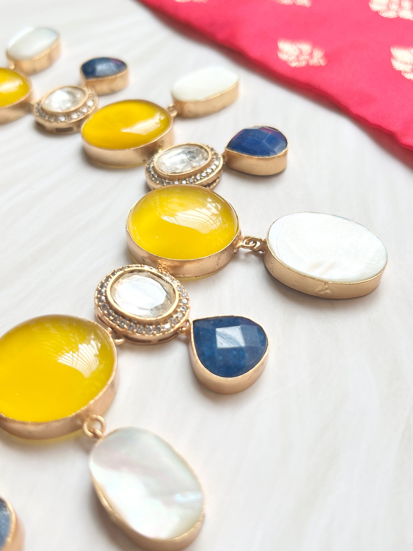 SOBHANA YELLOW STONE NECKLACE SET