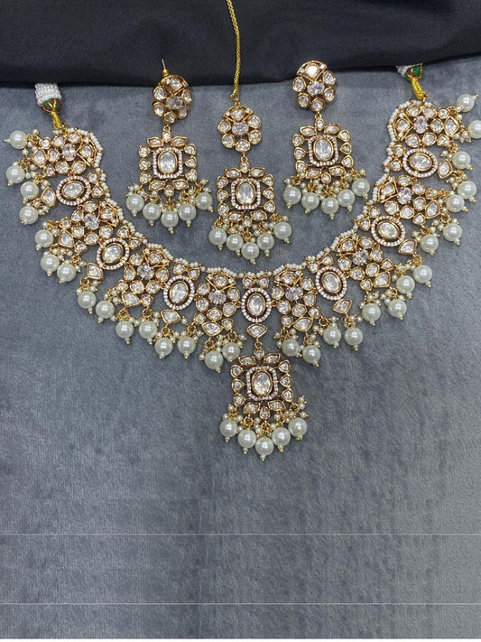 TULSI IVORY KUNDAN JEWELLERY SET