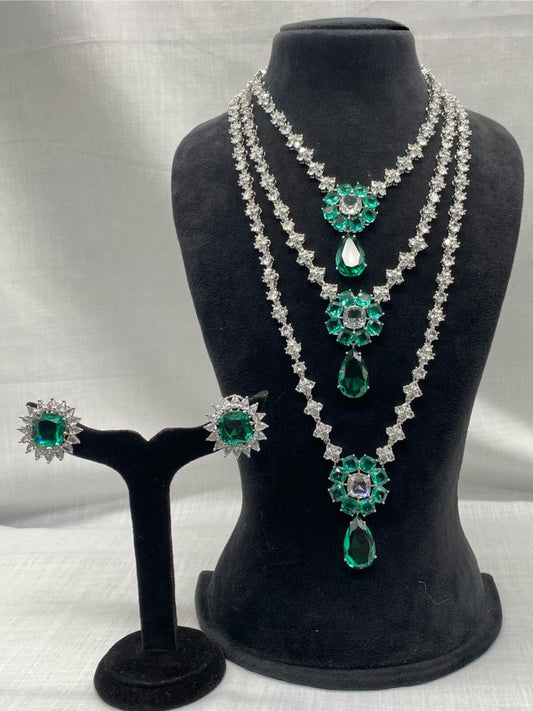 NITA EMERALD LONG NECKLACE SET
