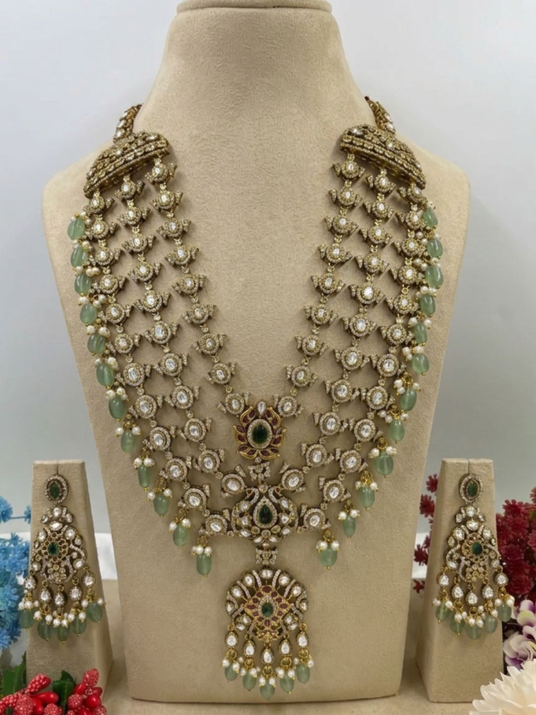 AARUSHI VICTORIAN GREEN LAYERED NECKLACE SET