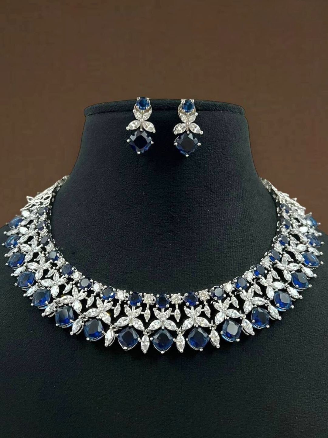 THEA NAVY ZIRCONIA JEWELLERY SET