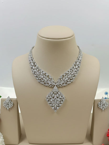 VIRENA AMERICAN DIAMOND NECKLACE