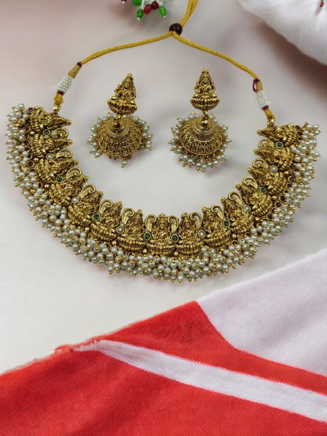 Lakshmi Jewellery Set