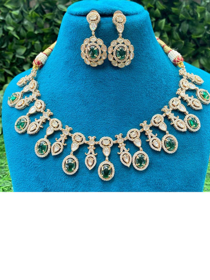 EMERALD GREEN KUNDAN JEWELLERY SET