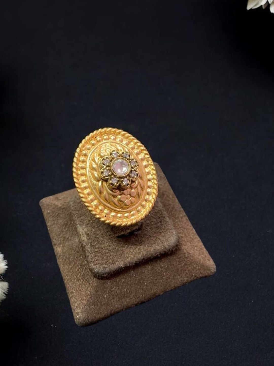 EMPRESS HALO ADJUSTABLE RING