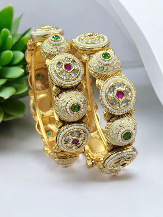 SAKHI PREMIUM KUNDAN BANGLES