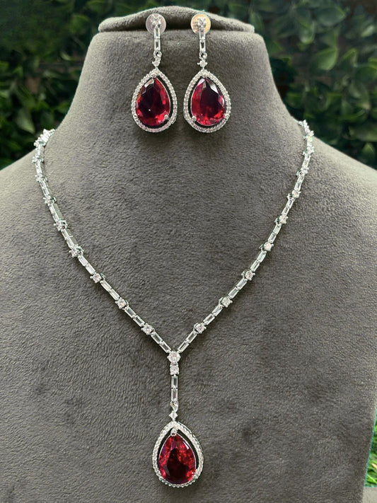 VIONNA AD PENDANT NECKLACE SET