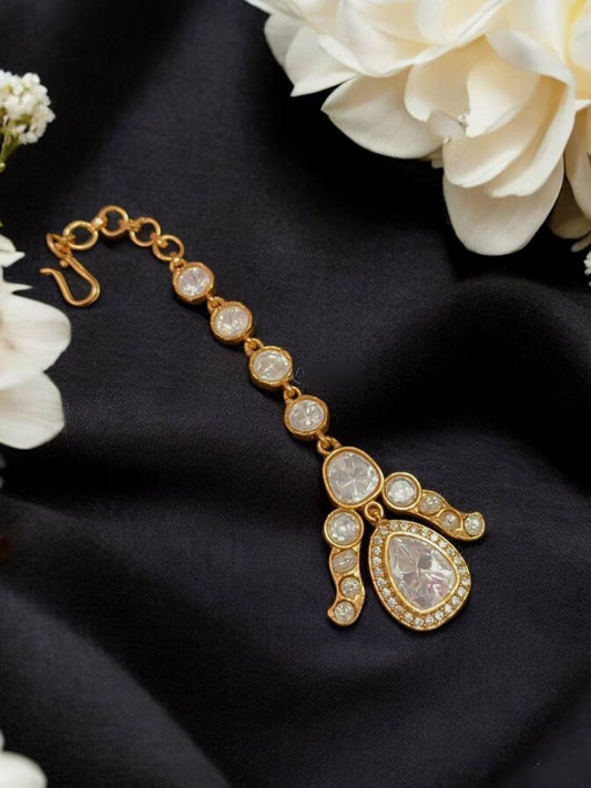 DAZZLING DEVI MOISSANITE POLKI MAANG TIKKA