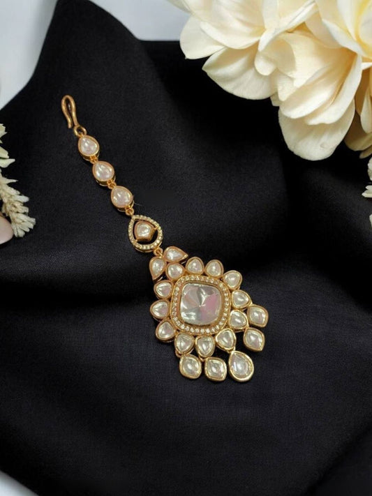 NAYANTARA MOISSANITE POLKI MAANG TIKKA