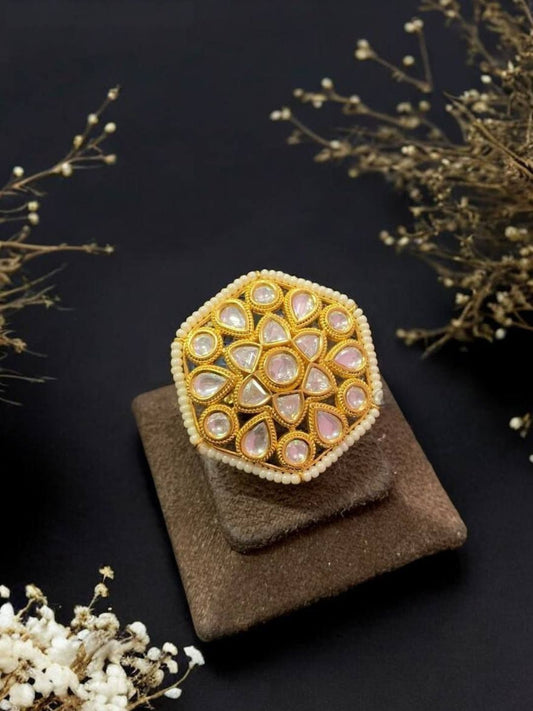 VIBRANT IVORY KUNDAN ADJUSTABLE RING