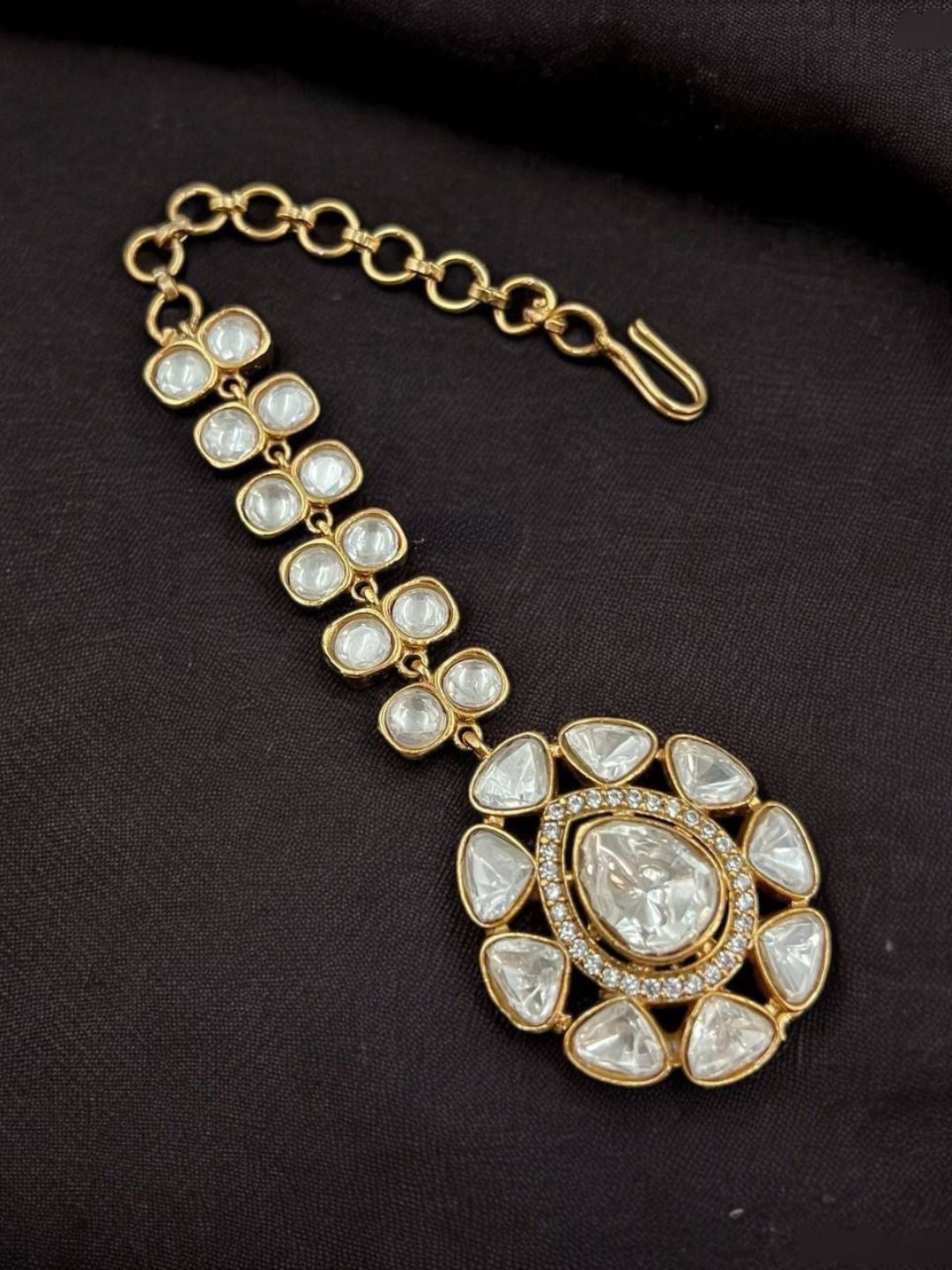 TANISHQ MOISSANITE POLKI MAANG TIKKA