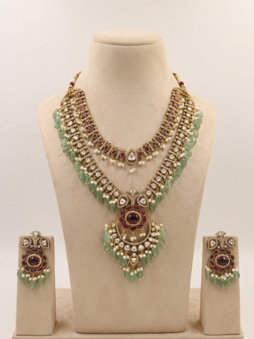 VAIDEHI RUBY MINT VICTORIAN NECKLACE SET