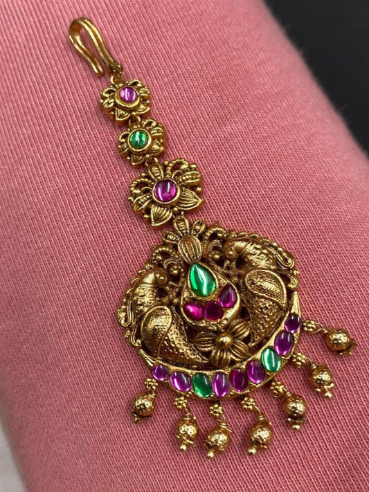 ANTIQUE MULTI STONE MAANG TIKKA