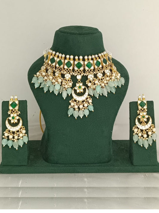 ISHA EMERALD KUNDAN CHOKER JEWELLERY SET