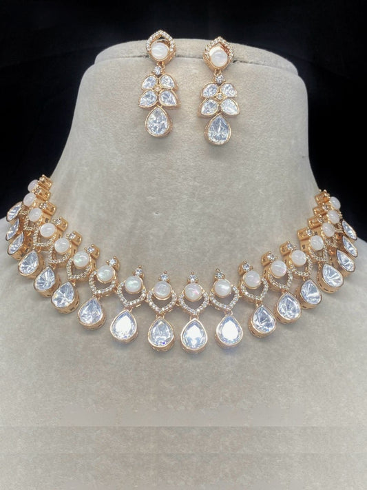 LUNA IVORY KUNDAN JEWELLERY SET