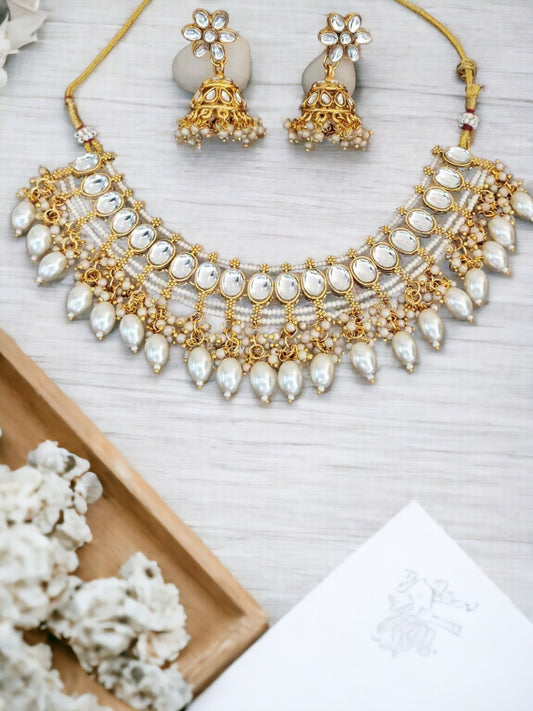 SUHANI WHITE NECKLACE SET