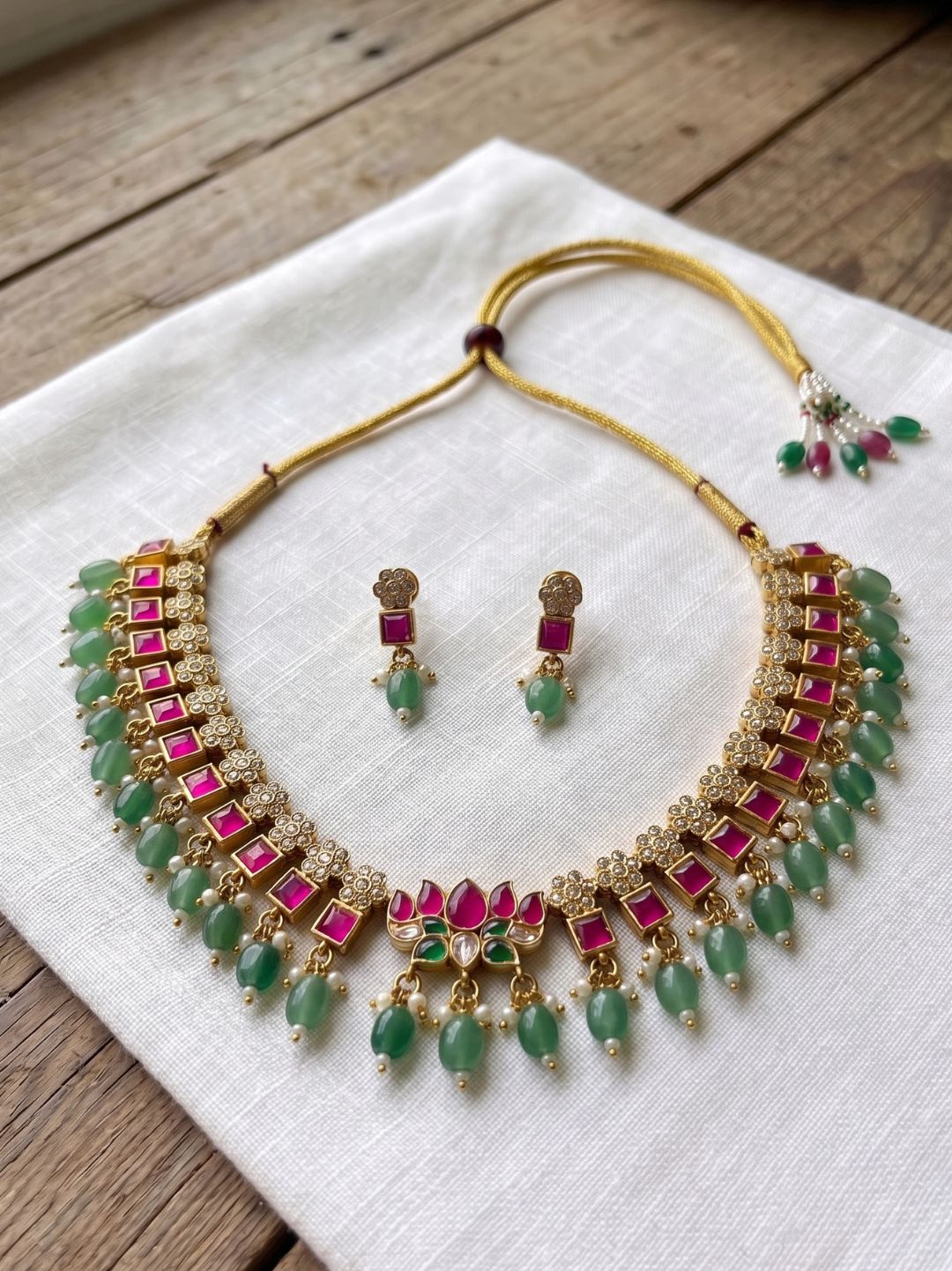 DIKSHA PACHI KUNDAN NECKLACE SET
