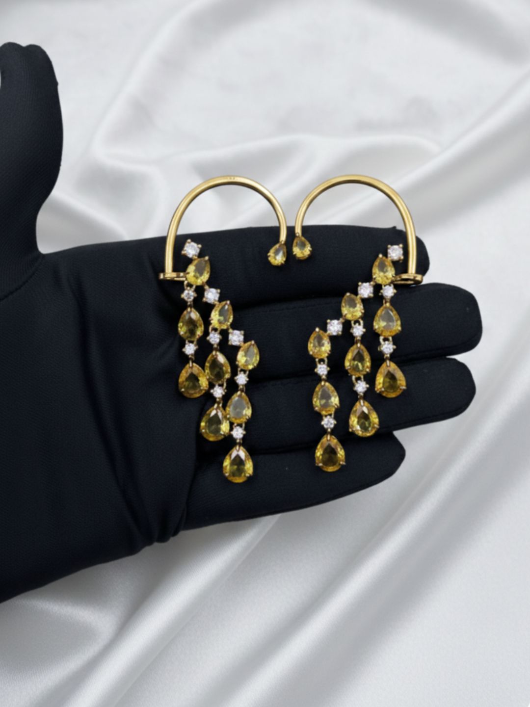SERA DIAMOND DROP EAR CUFFS
