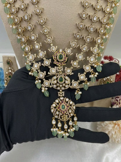 AARUSHI VICTORIAN GREEN LAYERED NECKLACE SET