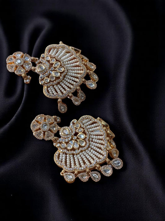 TRIYA IVORY KUNDAN CHANDBALI
