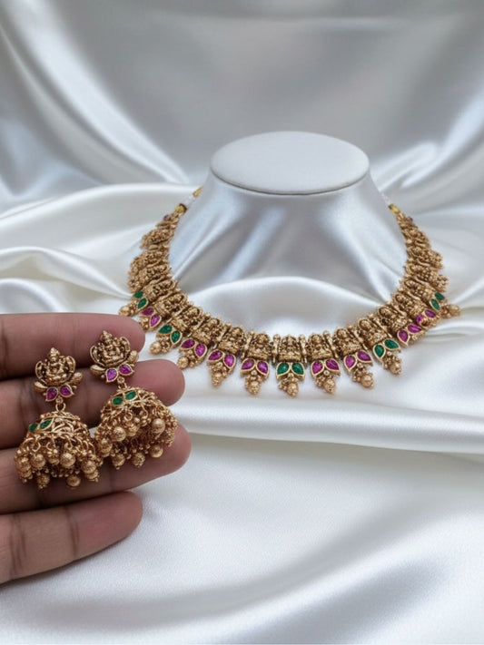 LAKSHMI JEWELLERY SET