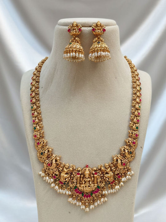 DIVINE LAKSHMI JEWELLERY SET
